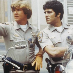 Chips Ponch John 80s Tv Fan T Shirt 37707579