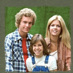 Family Tv Show Mcnichol T Shirt 39116037