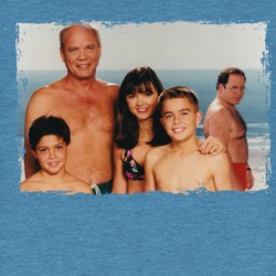 George Costanza Beach Photobomb Seinfeld T Shirt 39159748