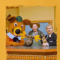 Captain Kangaroo Tv Series T Shirt 39207786