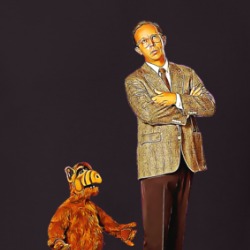 Alf And Willie Tanner Tv Series Fan T Shirt 39241745
