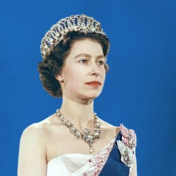 Queen Elizabeth Ii Young Queen Monarch T Shirt 39323652