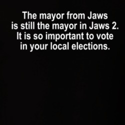 The Mayor From Jaws Is Still The Mayor In Jaws 2 T Shirt 39567009