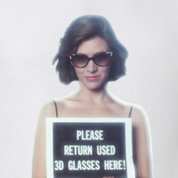 Carrie Fisher Please Return Used 3d Glasses Here T Shirt 39595102