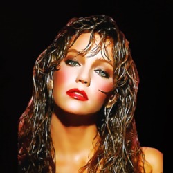 Heather Locklear Tv Actress Fan T Shirt 39754532
